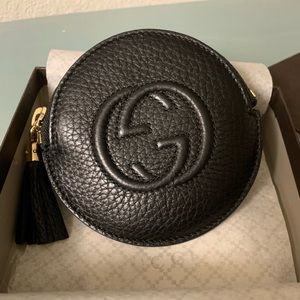 Authentic GUCCI Soho
Pebbled Calfskin Round Coin Purse